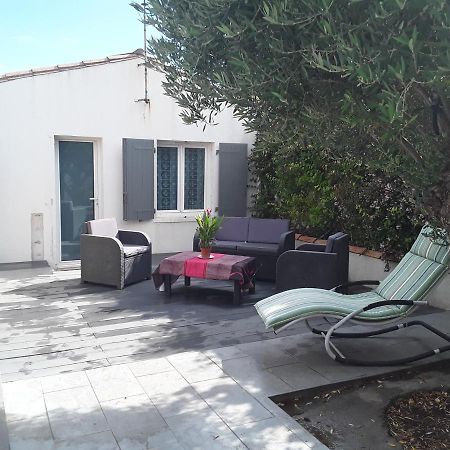 Maison Plage De La Cible A Saint Martin De Re 100 M De La Plage Villa Exterior foto